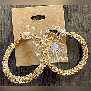 Handmade earrings Round Golden with stones!
New With Tag